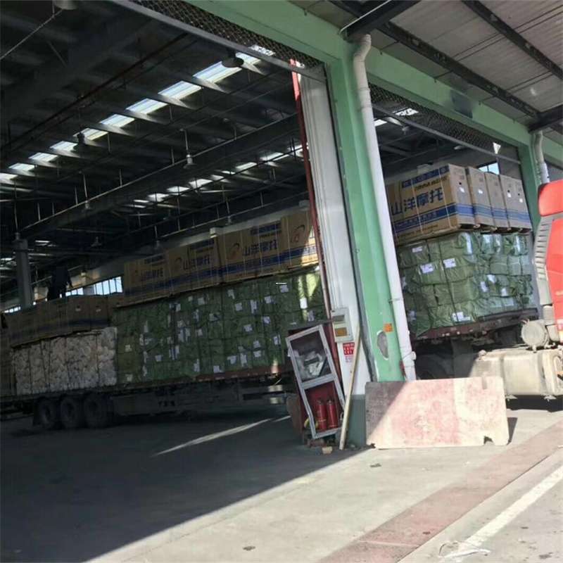 石排镇隆子县：物流专线的高效货运之旅