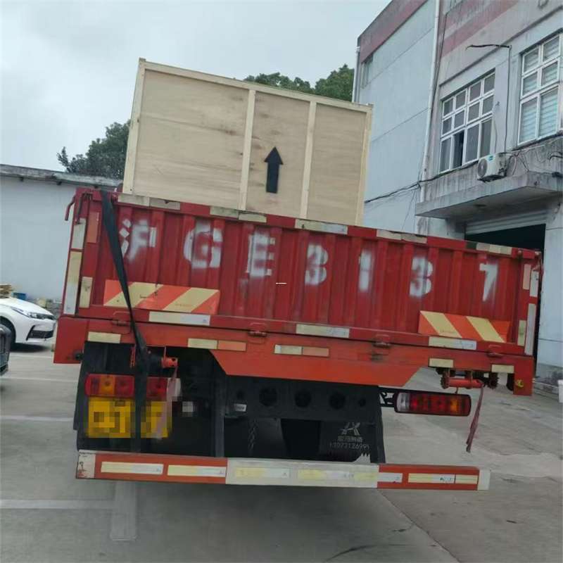 石排镇米林县：物流专线的高效货运之旅